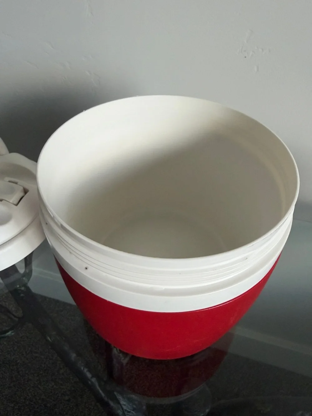 Vintage Igloo Elite 1/2 Gallon Insulated Water Jug Red & White. Pre-Owned - Picture 12 of 16